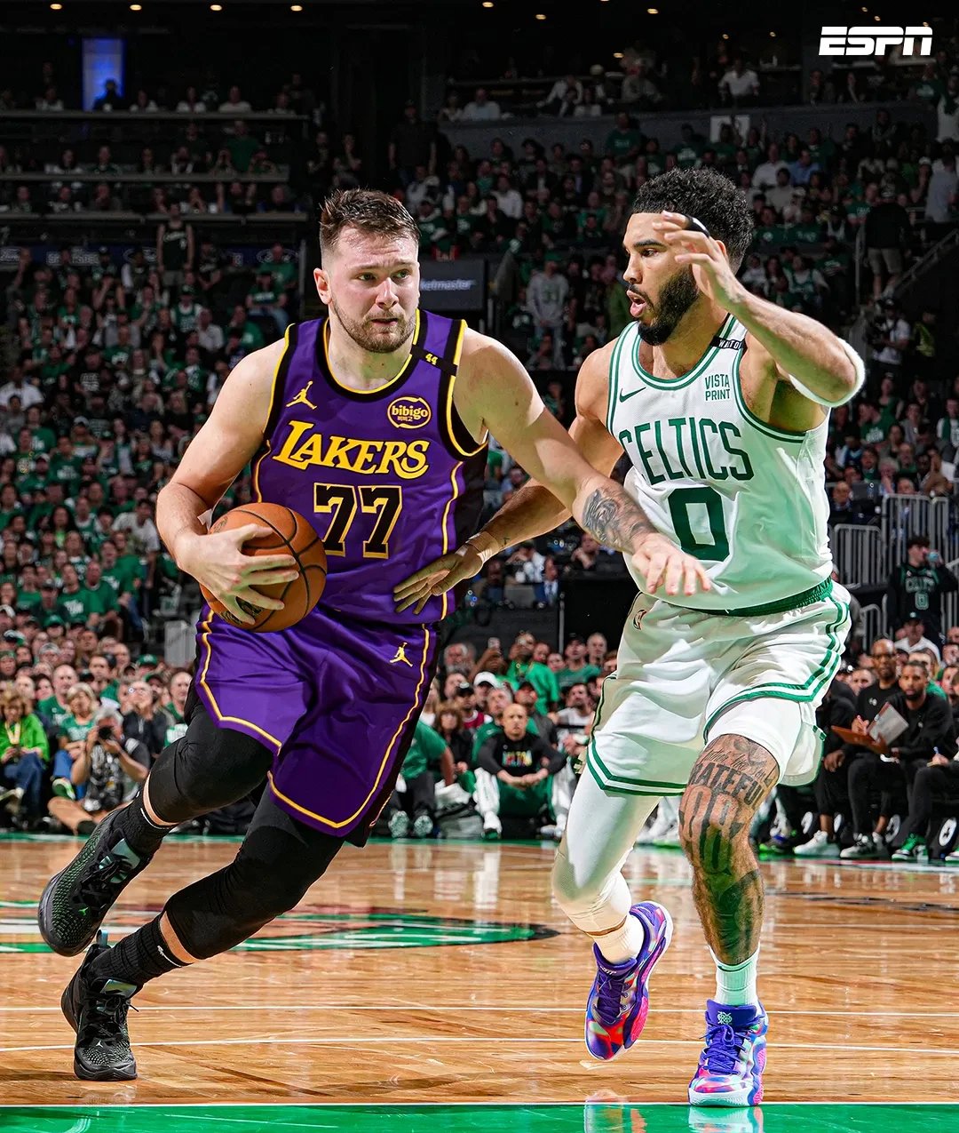 关于凯尔特人B队险胜鹈鹕，西蒙斯一己之力扛起全队的信息