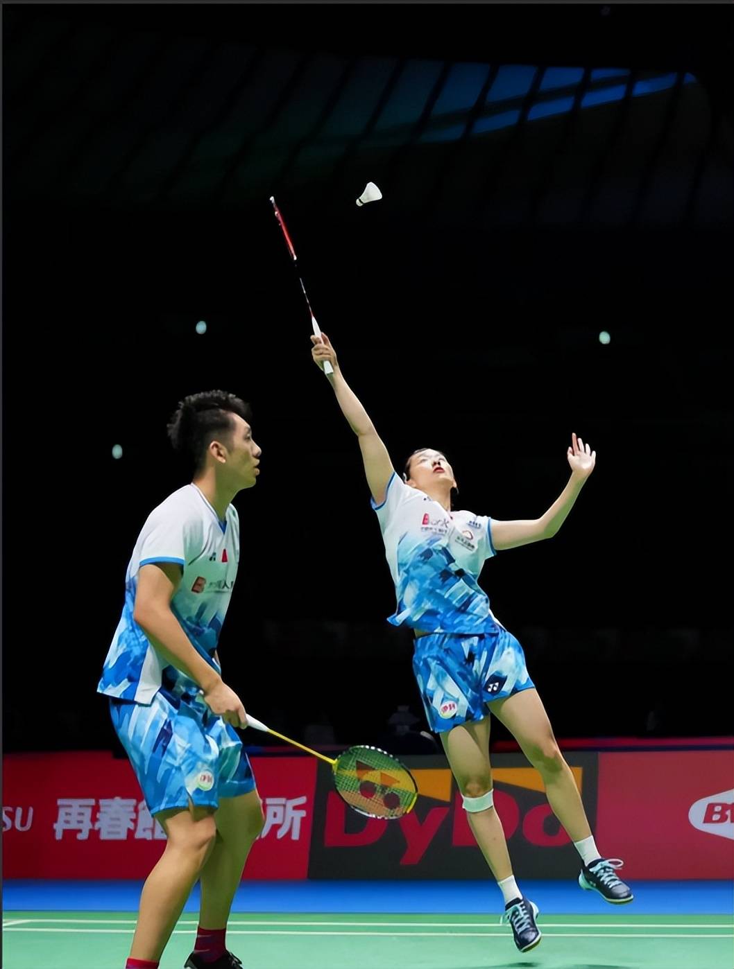 米兰-中国羽毛球队险胜马来西亚羽毛球队，陶菲克制霸全场的简单介绍