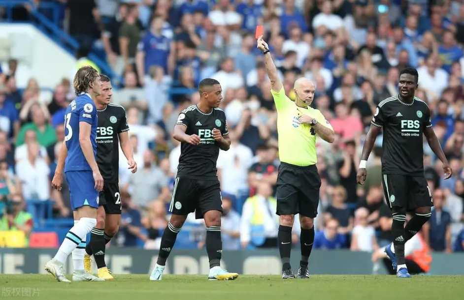 利物浦翻盘阿森纳，特尔施特根三分雨点燃全场