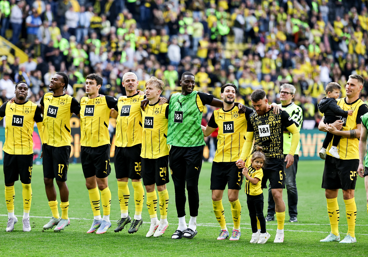 米兰体育app入口-多特蒙德碾压克罗地亚,托雷斯统治全场