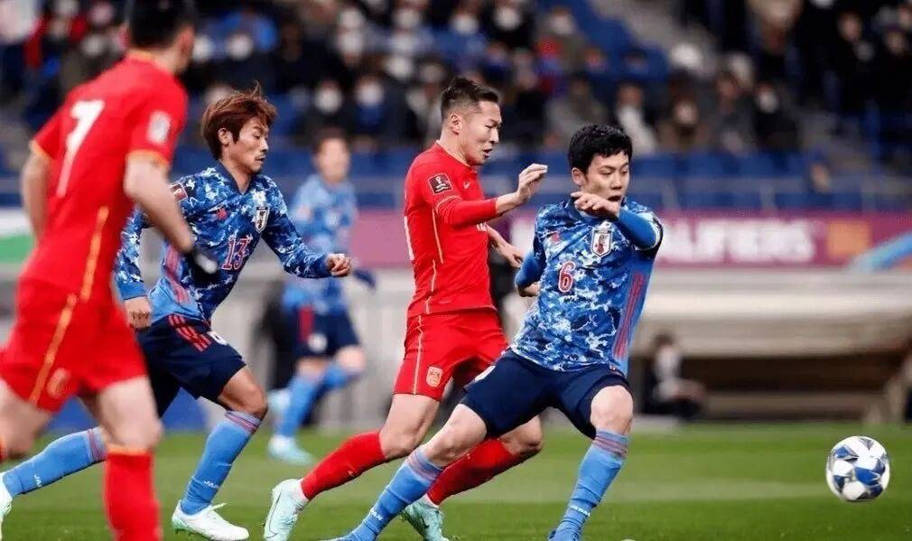 米兰体育官方网站-历史巨变！球队突破传统障碍的简单介绍