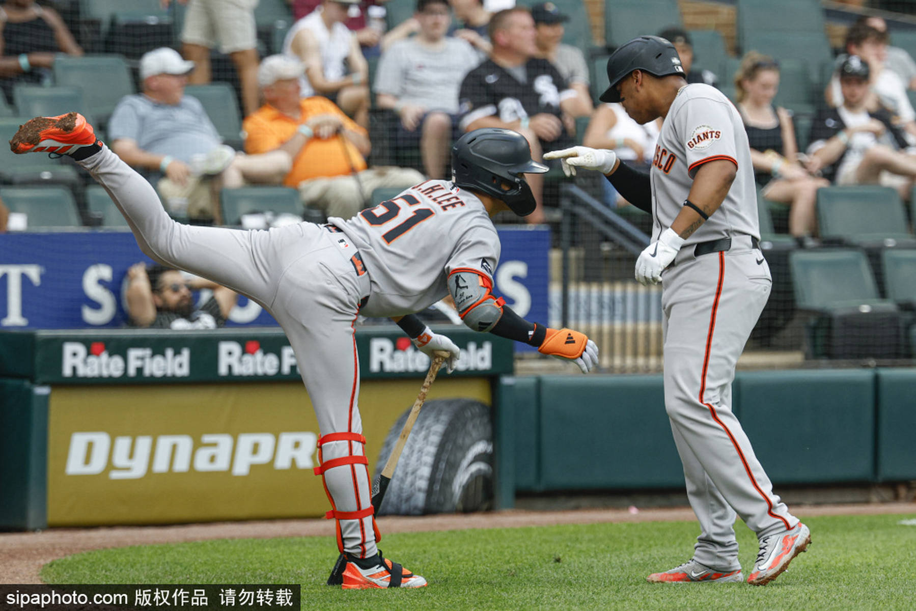 中国米兰体育-美职联球队球迷集体为球队打call