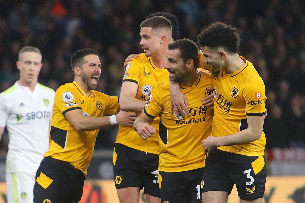 关于狼队客场逆转比分，英超积分继续攀升的信息