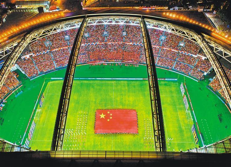 关于实力对决！国内足球联赛红红火火的信息