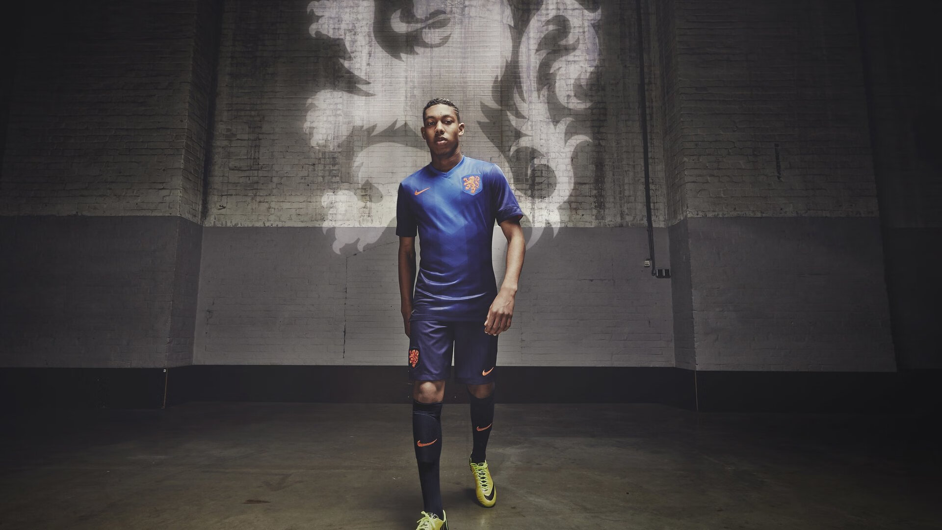 从联合杯到美网，西西帕斯如何用逆转艺术统治全场